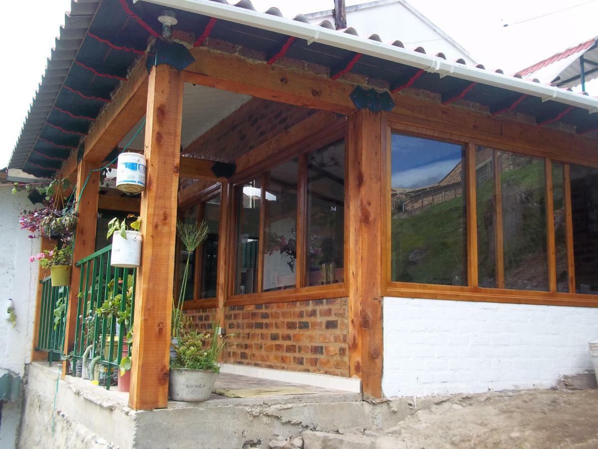 Hospedaje Bella Vista 蒙圭 外观 照片